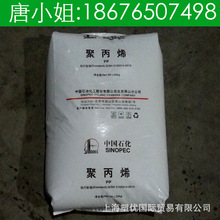 高山滑雪图片